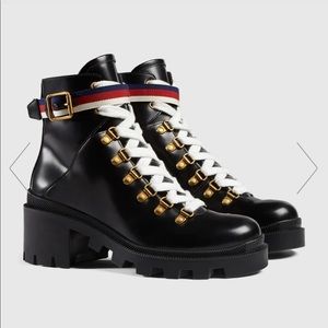 Gucci Leather ankle boots with Sylvia Web.